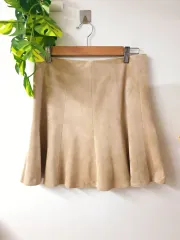 BCBG ツアーベルベット Aライン ミニスカート 4分丈 55 ベージュ