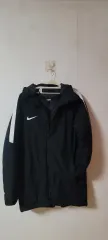 ナイキ ブラック ウィンドブレーカー WHO アウター