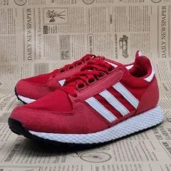 アディダス フォレスト グローブ レディーススニーカー 23.5センチ