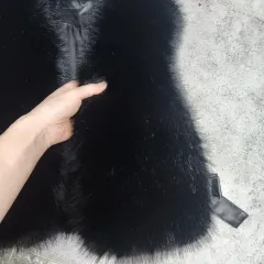 ベルト付きファーベスト