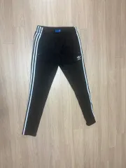 アディダス ファイヤーバード m