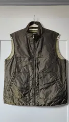 Henry Cotton's カーキ色 ダウン ベスト