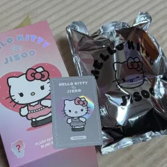 BLACKPINK ジス X ハローキティ ピンクグレー キーホルダー 未開封 新品