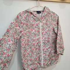 100 女の子 ベイビーGAP 花柄 フード ウィンドブレーカー