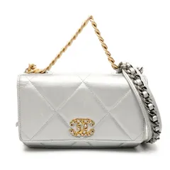 CHANEL シャネル ショルダーバッグ 30番台 2020-2021 ラムスキン CHANEL 19 チェーンウォレット マトラッセ【中古】