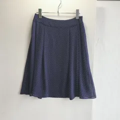 美品✨️ ハッシュアッシュ HasHusH フレアスカート ひざ丈 水玉 ミモレ丈 ドット柄 総柄 フェミニン きれいめ 上品 オフィスカジュアル 通勤通学 ベーシックスカート 定番 オールシーズン ホワイトドット 軽量のサムネイル