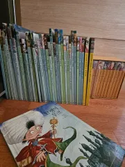 웅진 도토리 세계명작 책 37권 (CD 11개 포함) Woongjin Tu-ri Sekaimeisakubon 37-kan (CD 11-ko fukumu)