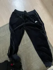 ナイキ ツアーベルベット トレーナー ズボン ブラック