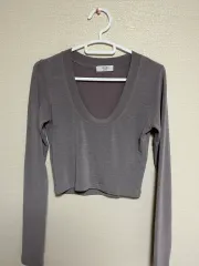 フリップ通販クロップドUネックTシャツ