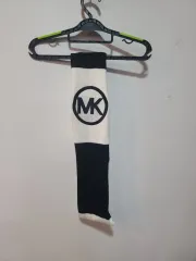 マイケルコース マフラー