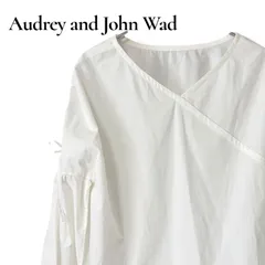 Audrey and John Wad オードリーアンドジョンワッド オフホワイト ブラウス トップス レディース F フリーサイズ 日本製 カシュクール Vネック ボリューム袖 リボン ランドワーズ ポリエステル 綿 0001286OCのサムネイル