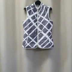 ナイキ ゴルフウェア 軽量ベスト