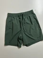 ナイキ ドライフィット ハーフパンツ 出品 サイズ M 若干 回 着用 後 収納ボックス