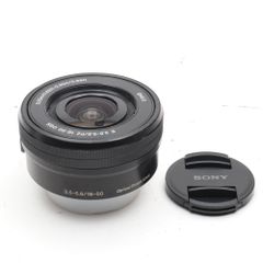 美品・ホコリくもりなし SONY SAL35F18 35mm f1.8 - メルカリ