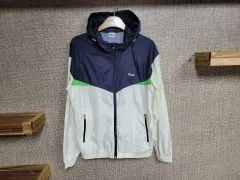 100サイズ FILA フィラ ウィンドブレーカー フード ジャケット