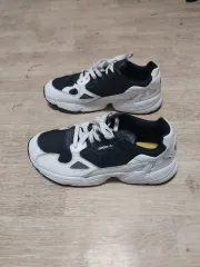 アディダス/275) ファルコン スニーカー