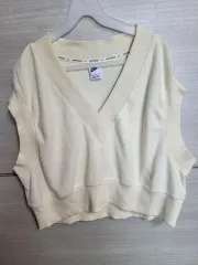 ナイキ Vネック クロップド ベスト アイボリー