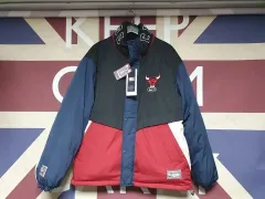 NBA エンビシカゴ・ブルズ リバーシブル ダウン アウター 両面 ジャケット L 100