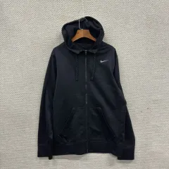 NIKE サイドロゴ サーマフィット 弱起毛 ジャージ ジップアップ フーディー M10673