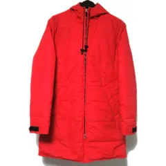 良品 A.P.C. アーペーセー PVC加工 フーディー 中綿 パデッドコート 1サイズ レッド メンズ 古着 中古 USEDのサムネイル