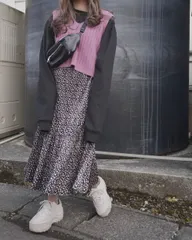 Monotone Flower Tiered Long Skirt (black)のサムネイル