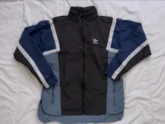 アディダス オリジナル ウィンドブレーカー Mサイズ (大きめなので男性100程度)