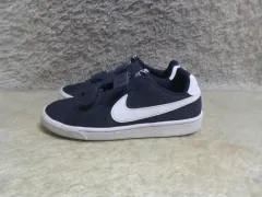 210 NIKE コート ロイヤル キッズ ジュニア 子供 スニーカー 中古 シューズ