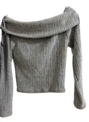 グレー オフショルダー ゴージ ニット