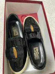 FERRAGAMO フェラガモ スニーカー（タグ代含む）