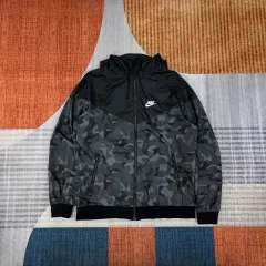 ナイキ カモフラ ウィンドブレーカー ジャケット L (nj302 フード ジップアップ トレーナー UP)