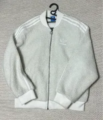 アディダス 白 ボア ジャケット オールホワイト フリース トラックジャージ 必須アイテム