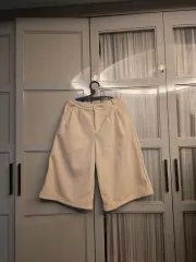 新品) アイボリー バミューダパンツ