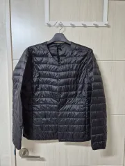 UNIQLO ウルトラライトダウン クルーネック (Vネック 変更 可能) L