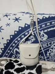 アイボリー ミニ クロスバッグ