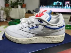 (新品) リーボック クラブ C85 ポンプ 白 スニーカー 240mm