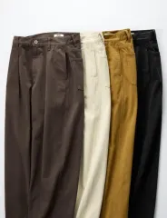 UNIQLO U(ユニクロユー) タック デニム パンツ 26 (公式ホームページ 完売)