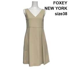 ◇ フォクシーニューヨーク FOXEY NEW YORK Vネックワンピース 膝丈 ノースリーブ Aライン フレア ベージュ 38 M 9号 レディース S6C664
