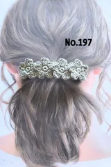 お花4連バレッタ