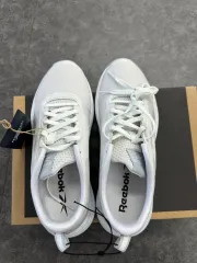 リーボック 白 スニーカー 245mm