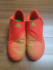 アディダス サッカーシューズ 240 A級