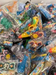 【人気 知育玩具】子供用おもちゃ50個セット袋入りランダム発送まとめ買い送料無料