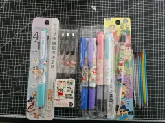 (新品)(まとめ売り)(廃盤限定モデル) クレヨンしんちゃん ボールペン シャープペンシル