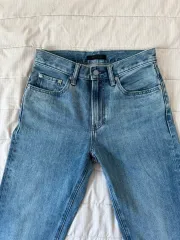 UNIQLO テーパードフィット デニム