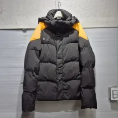 プーマ ブラック/イェロー ダウン アウター フーディー