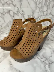 ゲス GUESS G BY GUESS パンチング サンダル ウェッジソール ブラウン 8M レディースのサムネイル