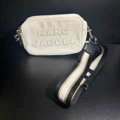 【マークジェイコブス 766 ショルダーバッグ カメラバッグ エンボス】 マークジェイコブス 766 ショルダーバッグ カメラバッグ エンボス