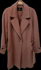 VISIT IN NEWYORK ブランドのピンク ロングコート