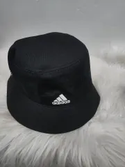 アディダス ブラック バケットハット 帽子
