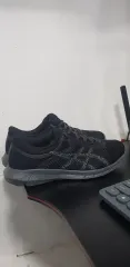 アシックス スニーカー ブラック fuseGEL ランニングシューズ250