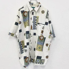 古着 used　半袖プリント総柄シャツ　レトロデザイン　胸ポケット　幾何学模様　個性的　白　ホワイト　2XLサイズ